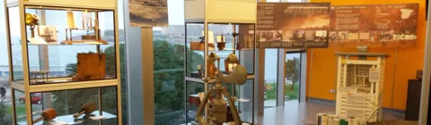 El MUNCYT de A Coruña enseña la meteorología a través del tiempo en una exposición