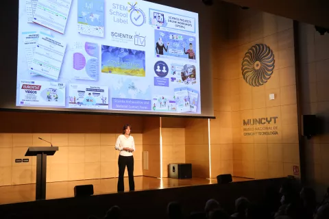 FECYT y el Instituto Nacional de Tecnologías Educativas y de Formación del Profesorado, reúnen a docentes de toda España en el III Congreso Nacional Scientix