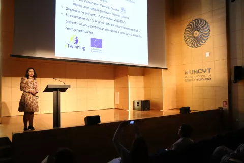 FECYT y el Instituto Nacional de Tecnologías Educativas y de Formación del Profesorado, reúnen a docentes de toda España en el III Congreso Nacional Scientix