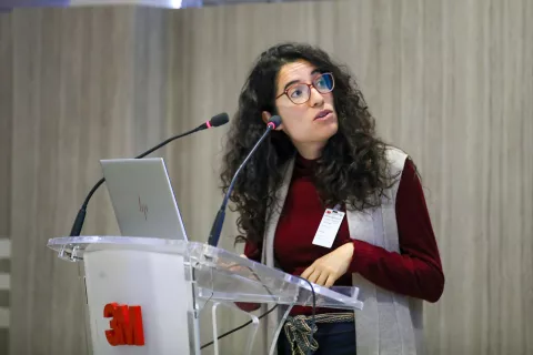 Virginia Rodríguez de FECYT durante su intervención